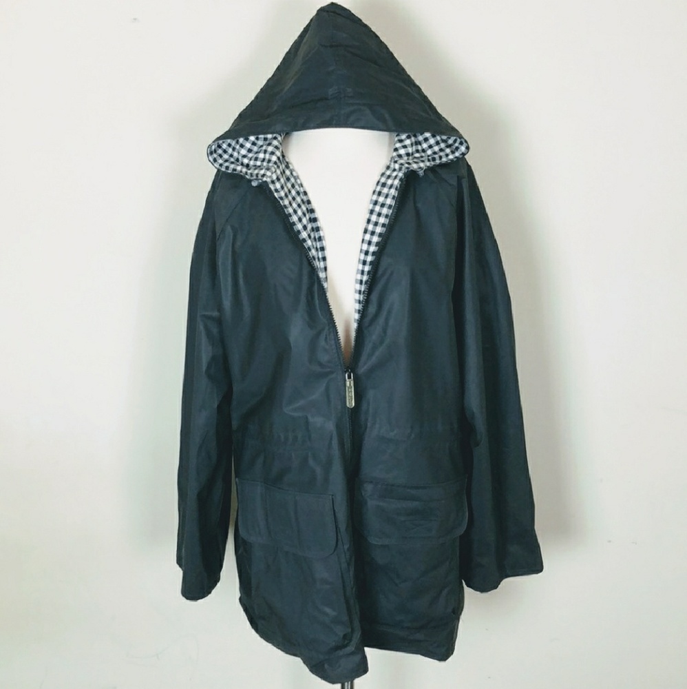 Totes lined navy rain coat.